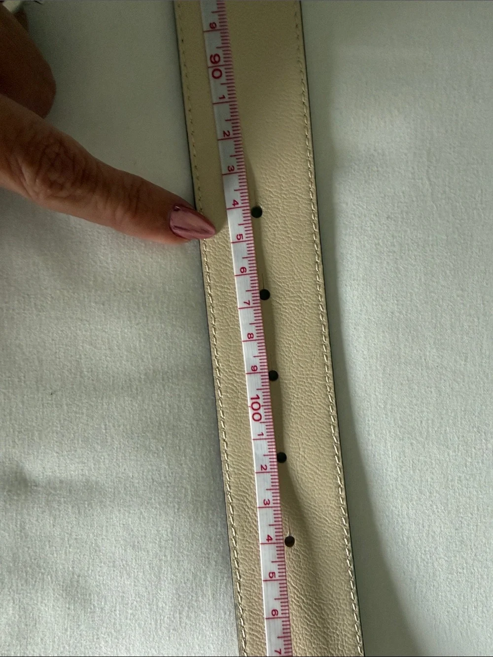Tory Burch Cream Quilted Leather Crossbody Strap with Gold Logo
